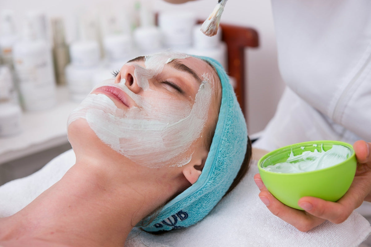 Ageing Skin: Causes, Signs and How to Care for Your Skin