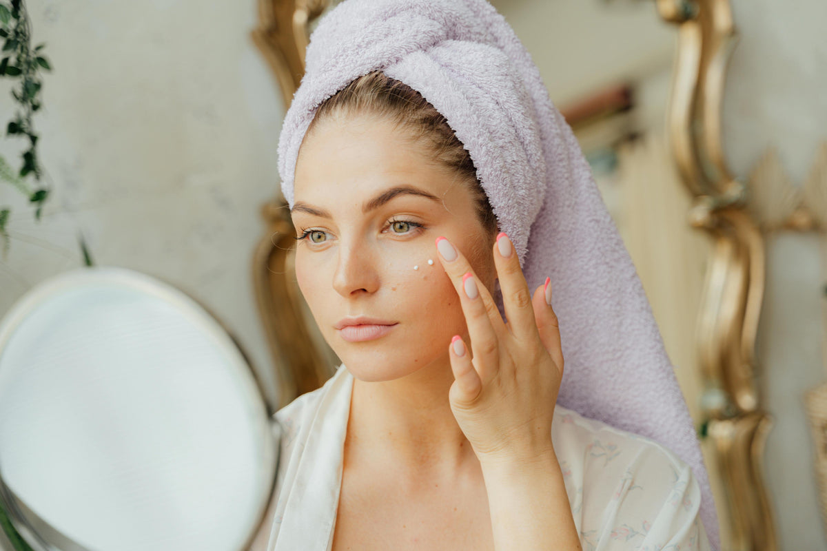 Sensitive Skin: The Complete Guide to Calming & Caring for Reactive Skin